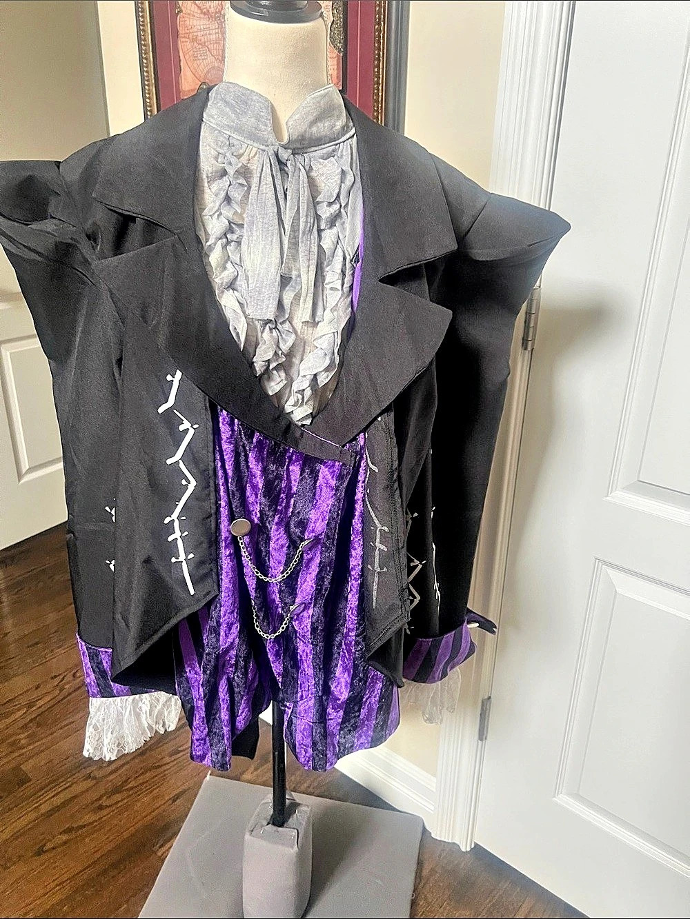 Spirit Halloween Mad Hatter Costume Black with purple